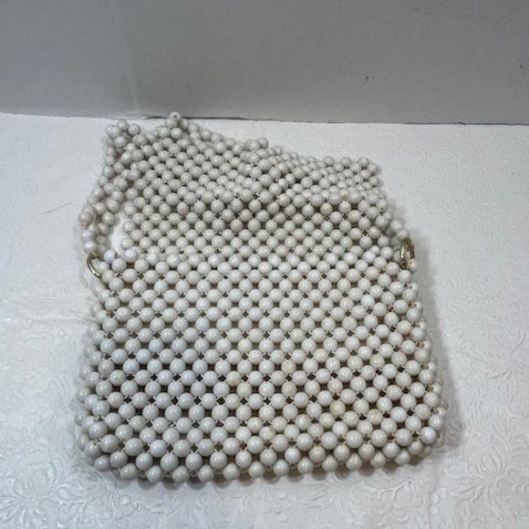 VTG White Beaded Fold Over Retro Shoulder Handbag Made in Japan 9"x6" - Picture 6 of 14